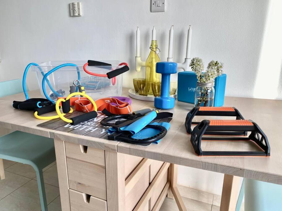 Ferienwohnung Ev Zin - Modern, Cozy, 1 Bed, Pool, 2 Balconies, A105 Paphos Exterior foto