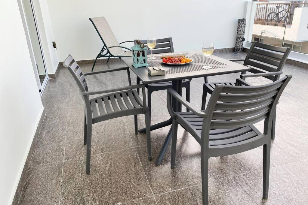 Ferienwohnung Ev Zin - Modern, Cozy, 1 Bed, Pool, 2 Balconies, A105 Paphos Exterior foto