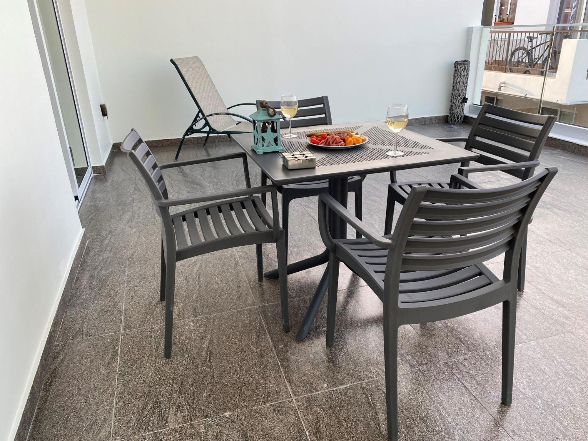 Ferienwohnung Ev Zin - Modern, Cozy, 1 Bed, Pool, 2 Balconies, A105 Paphos Exterior foto